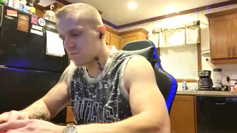 justus0624 online show from October 23, 2025, 2:44 am