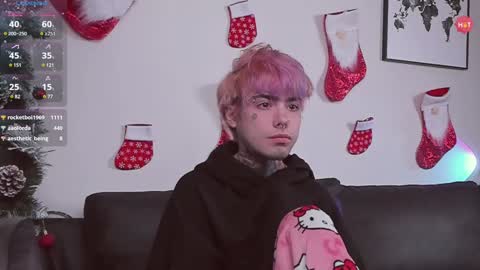 Snapshot of juuzou_kit chatting on January 14, 2025, 9:30 pm Juuzou hehim u can call me Juz online show from January 14, 2025, 9:30 pm