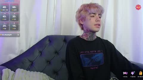 Snapshot of juuzou_kit chatting on January 15, 2025, 3:29 pm Juuzou hehim u can call me Juz online show from January 15, 2025, 3:29 pm