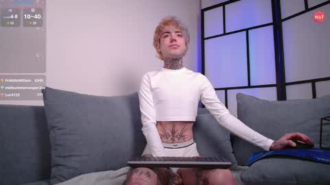 Snapshot of juuzou_kit chatting on January 22, 2025, 6:31 pm Juuzou hehim u can call me Juz online show from January 22, 2025, 6:31 pm