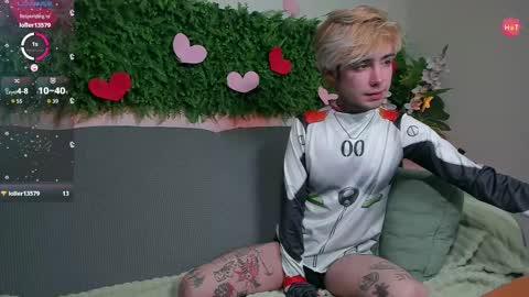 Snapshot of juuzou_kit chatting on February 12, 2025, 3:16 pm Juuzou hehim u can call me Juz online show from February 12, 2025, 3:16 pm