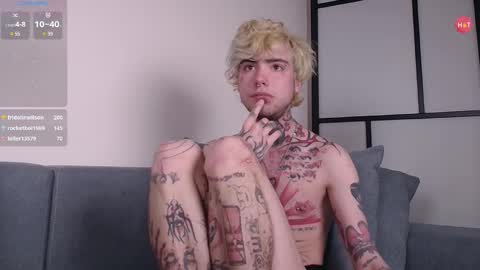 Snapshot of juuzou_kit chatting on March 12, 2025, 9:35 pm Juuzou hehim u can call me Juz online show from March 12, 2025, 9:35 pm