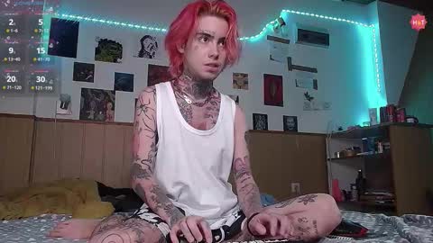 Snapshot of juuzou_kit chatting on September 8, 2025, 3:22 pm Juuzou hehim u can call me Juz online show from September 8, 2025, 3:22 pm