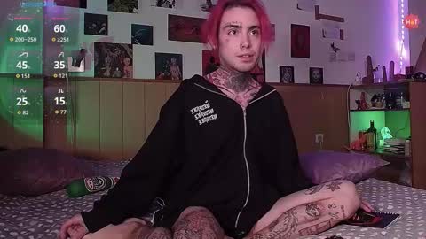 Snapshot of juuzou_kit chatting on October 13, 2025, 5:24 pm Juuzou hehim u can call me Juz online show from October 13, 2025, 5:24 pm