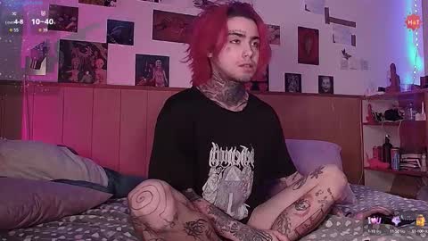 Snapshot of juuzou_kit chatting on October 17, 2025, 12:08 pm Juuzou hehim u can call me Juz online show from October 17, 2025, 12:08 pm