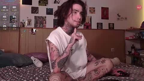 Snapshot of juuzou_kit chatting on November 10, 2025, 5:56 pm Juuzou hehim u can call me Juz online show from November 10, 2025, 5:56 pm