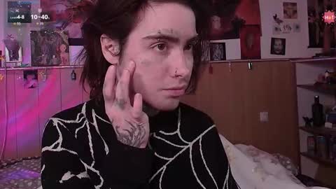 Snapshot of juuzou_kit chatting on January 12, 2026, 1:49 pm Juuzou hehim u can call me Juz online show from January 12, 2026, 1:49 pm