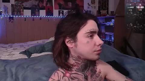 Snapshot of juuzou_kit chatting on February 1, 2026, 11:42 am Juuzou hehim u can call me Juz online show from February 1, 2026, 11:42 am