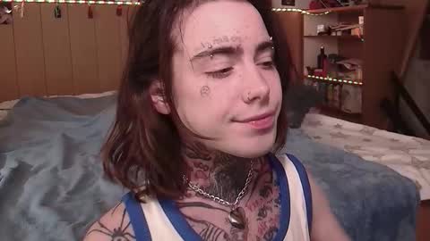 Juuzou hehim u can call me Juz online show from March 25, 2026, 1:17 pm