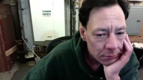 tinychinychubby online show from February 8, 2025, 8:42 am