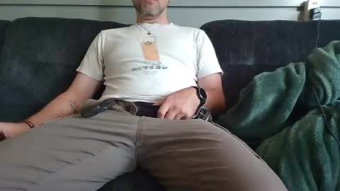 Snapshot of k00fler_08 chatting on July 14, 2026, 9:53 pm koof online show from July 14, 2026, 9:53 pm