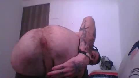 k_a_t_o_ online show from October 8, 2025, 4:04 pm