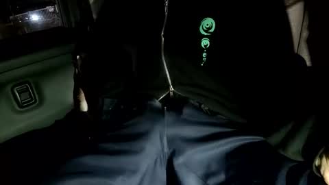 KI e697a5e69cac online show from November 3, 2025, 10:27 am