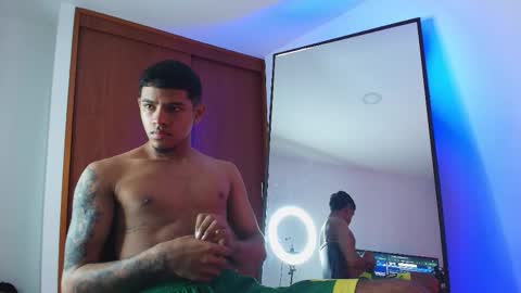 Snapshot of k_florez chatting on December 4, 2025, 10:24 am k_florez online show from December 4, 2025, 10:24 am