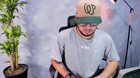 Kaan  Annie online show from April 5, 2026, 10:07 pm