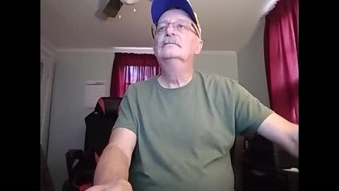 kabriggs136 online show from December 5, 2024, 9:28 pm