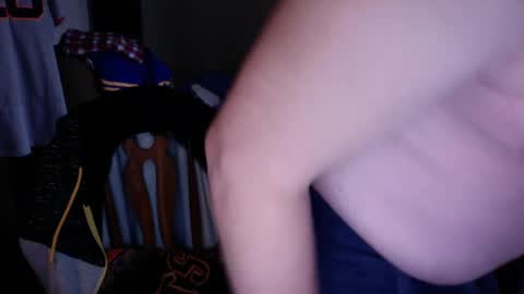 kachen2003 online show from December 30, 2024, 5:34 pm