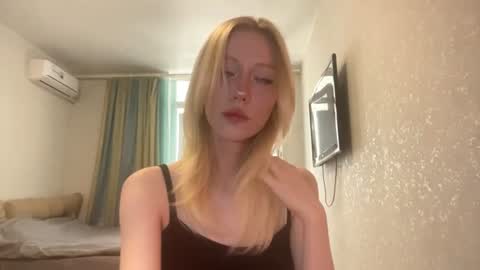 Snapshot of kacicasal chatting on July 11, 2026, 12:08 pm Mia 1st day here online show from July 11, 2026, 12:08 pm