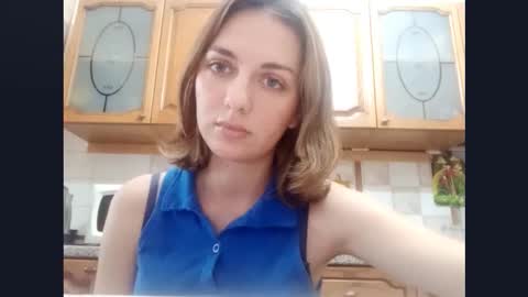 Snapshot of kacilangowski chatting on September 14, 2025, 2:16 pm Nika online show from September 14, 2025, 2:16 pm