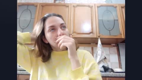 Snapshot of kacilangowski chatting on September 30, 2025, 6:40 am Nika online show from September 30, 2025, 6:40 am