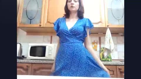 Snapshot of kacilangowski chatting on October 13, 2025, 3:12 pm Nika online show from October 13, 2025, 3:12 pm