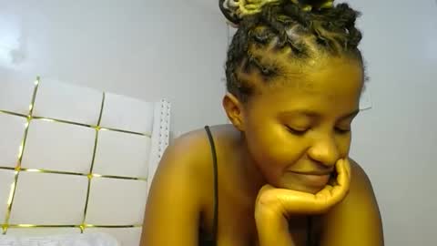 Snapshot of kadime001 chatting on February 2, 2025, 11:00 pm kadime online show from February 2, 2025, 11:00 pm