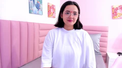 Kyelie online show from October 7, 2025, 8:17 pm