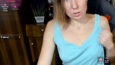 KaediaLang online show from October 11, 2025, 10:03 am