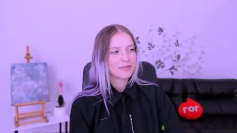 kaela_spell_ online show from July 22, 2026, 10:56 pm