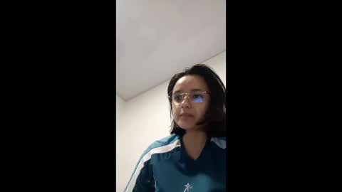 kaet1 online show from May 5, 2026, 1:24 am