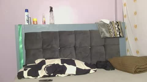 kai91799 online show from December 22, 2025, 6:38 pm