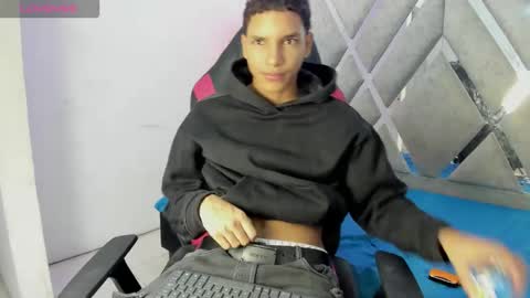 KAI online show from December 20, 2025, 3:57 am