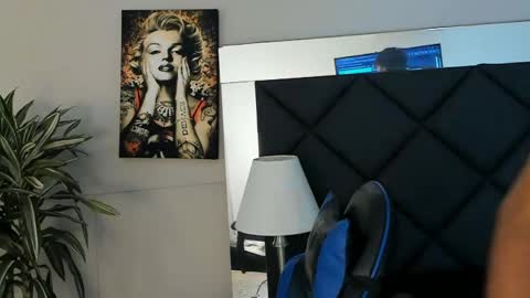 kai_storn online show from April 15, 2026, 11:06 am