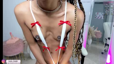 Snapshot of kaia_cam chatting on March 11, 2025, 11:44 am    online show from March 11, 2025, 11:44 am