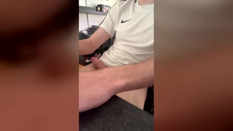 Kaidxn online show from April 25, 2026, 1:25 pm