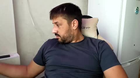 kaifik online show from November 23, 2025, 6:13 am