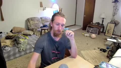 Kaiku77 online show from September 12, 2025, 4:56 am