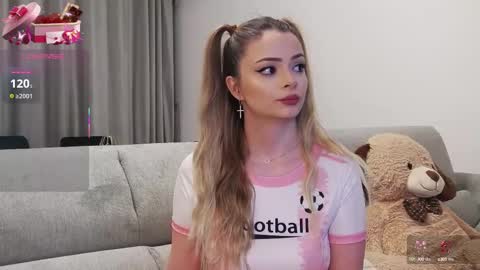 Snapshot of kailyn_moen01 chatting on February 15, 2025, 9:48 pm Kailyn online show from February 15, 2025, 9:48 pm