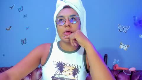 kaira_mosse_ online show from April 10, 2026, 12:32 pm