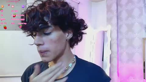 Snapshot of kaisage_tay chatting on April 8, 2026, 3:17 am kaisage_tay online show from April 8, 2026, 3:17 am