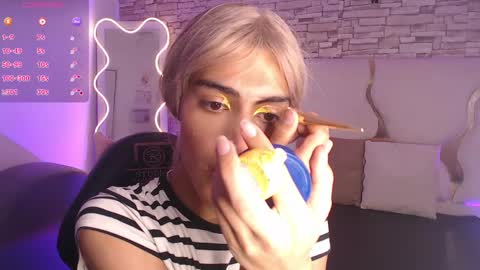 Snapshot of kaisage_tay chatting on May 5, 2026, 3:36 am kaisage_tay online show from May 5, 2026, 3:36 am