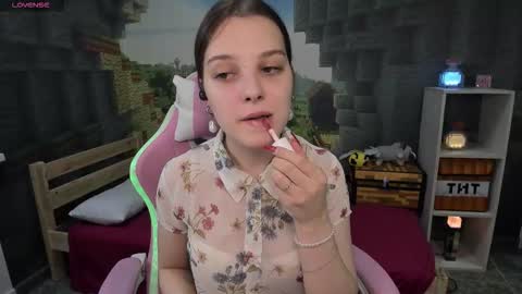 Kaisa online show from October 21, 2025, 6:14 am