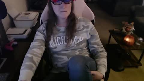 Camprincess331 online show from October 28, 2025, 1:20 am