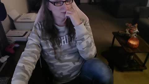 Camprincess331 online show from November 3, 2025, 2:13 am