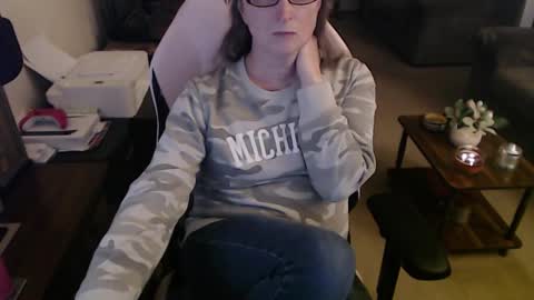 Camprincess331 online show from February 24, 2026, 2:09 am