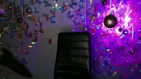 Kaitlin online show from December 3, 2025, 6:17 pm