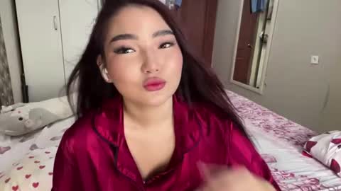 Snapshot of kalalinet chatting on July 16, 2026, 1:17 pm Sakura online show from July 16, 2026, 1:17 pm