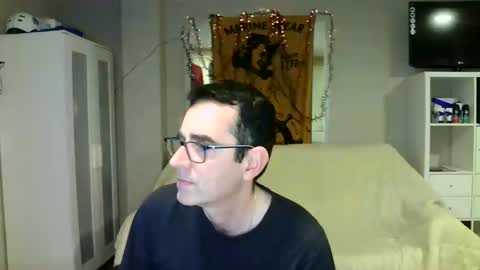 MusicMen49 online show from December 10, 2024, 1:32 am