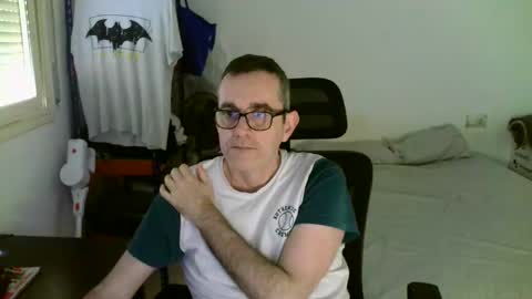 Snapshot of kalem48 chatting on March 25, 2026, 11:27 am MusicMen49 online show from March 25, 2026, 11:27 am