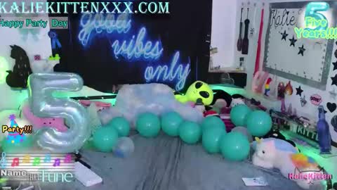 Snapshot of kaliekitten chatting on April 25, 2026, 9:34 pm KalieKitten online show from April 25, 2026, 9:34 pm